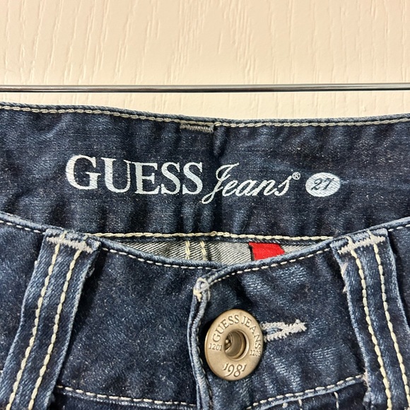 Guess Low Rise Bootcut/Mini Flare Jeans (stretch) - size 27 (4) - Picture 2 of 8